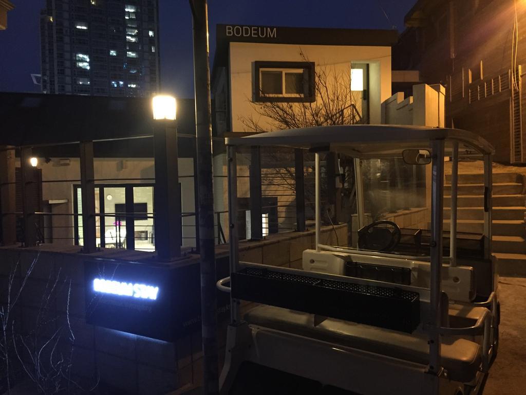 Bodeum Guesthouse Seoul Tower エクステリア 写真
